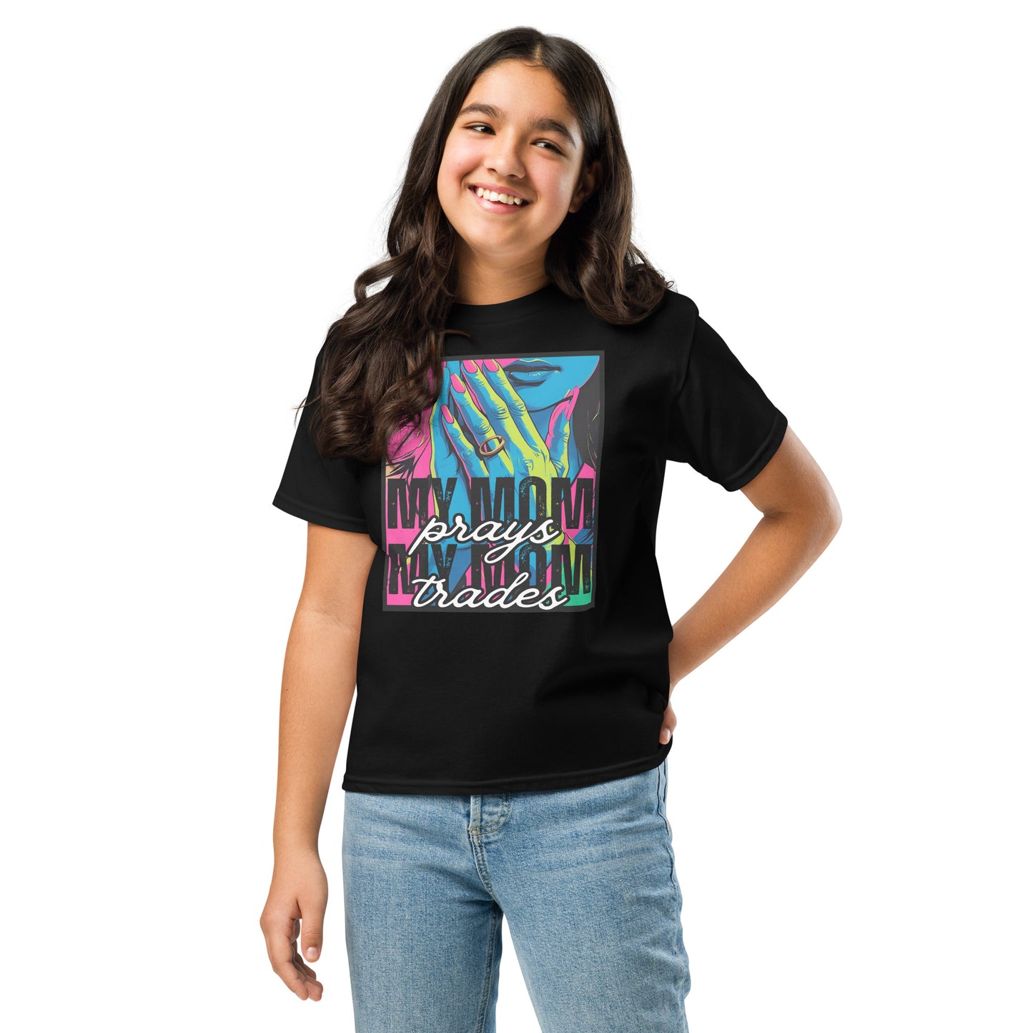 My Mom Prays & Trades – Youth Tee